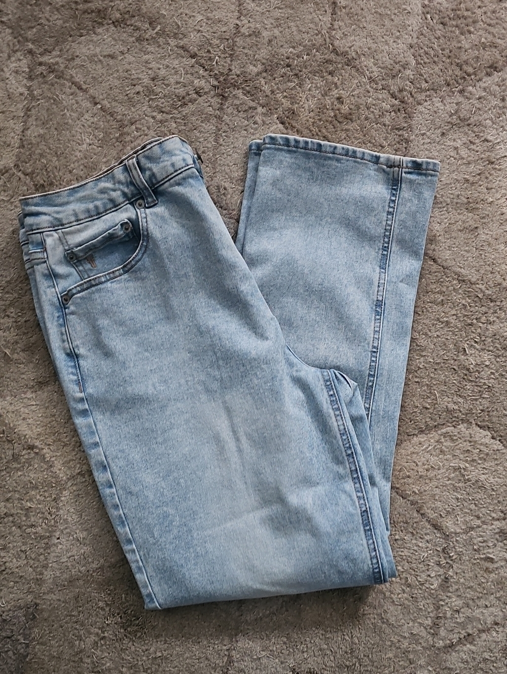 Frye Light Wash High-Rise Women's Jeans